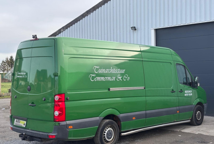 Volkswagen Crafter 2.5 TDI 163 CV BOITE AUTO 3500T L3H2 ATTELAGE CAMERA