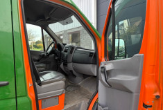 Volkswagen Crafter 2.5 TDI (CHAINE) 163 CV BOITE AUTO 3500T L4H2 ATTELAGE CAMERA