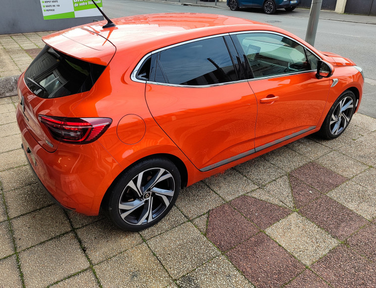 Renault CLIO V RS LINE / 1.5 Blue dCi 115 cv / SUIVI RENAULT