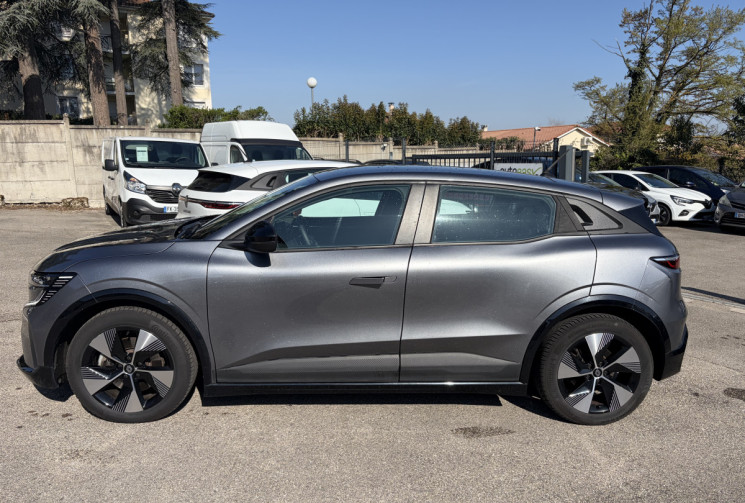 Renault Megane E-TECH / EV60 / 220 CH / CHARGE OPTIMAL / EQUILIBRE / SOH 94%