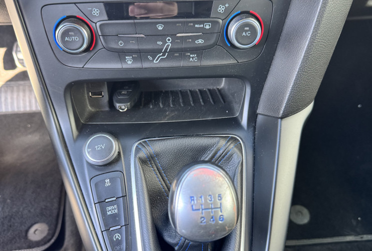 Ford Focus RS COSWORTH 2.3 Turbo EcoBoost 350