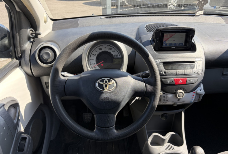 Toyota Aygo 1.0 / 68 CH / CLIM 
