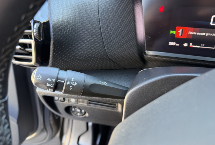 Citroën C4 Shine 1.5 HDI 130 EAT8 / Carplay / Tete haute / Camera / Entretien complet Citroen