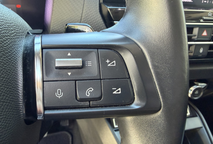 Citroën C4 Shine 1.5 HDI 130 EAT8 / Carplay / Tete haute / Camera / Entretien complet Citroen