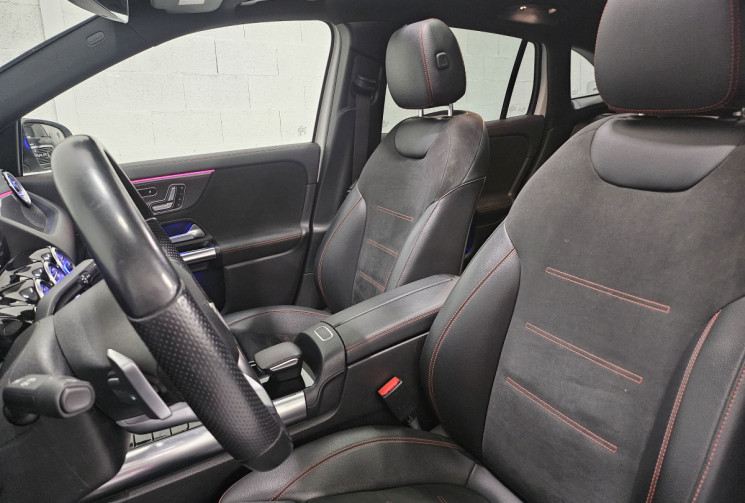 Mercedes GLA 200D 150 cv BVA AMG LINE / pack premium + / attelage / origine france 