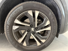 Peugeot 2008 1.5 Blue HDI Allure Pack