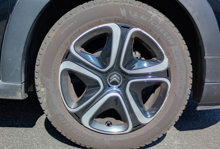 Citroën C3 Essence 110 ch BVM6 SHINE + Distrib OK