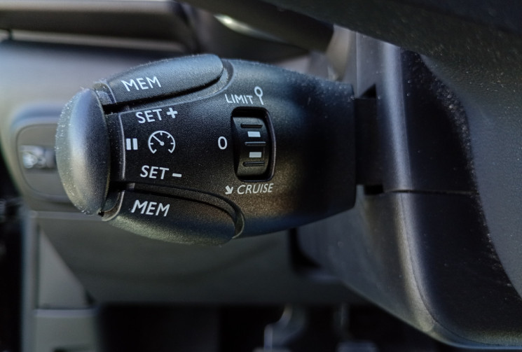 Citroën C3 Essence 110 ch BVM6 SHINE + Distrib OK