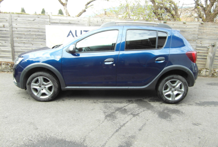Dacia Sandero   STEPWAY PLUS 0.9 TCE