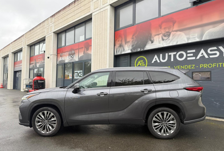 Toyota HIGHLANDER  2.5 HYBRID AWD / FULL ENTRETIEN TOYOTA / ETAT IRREPROCHABLE
