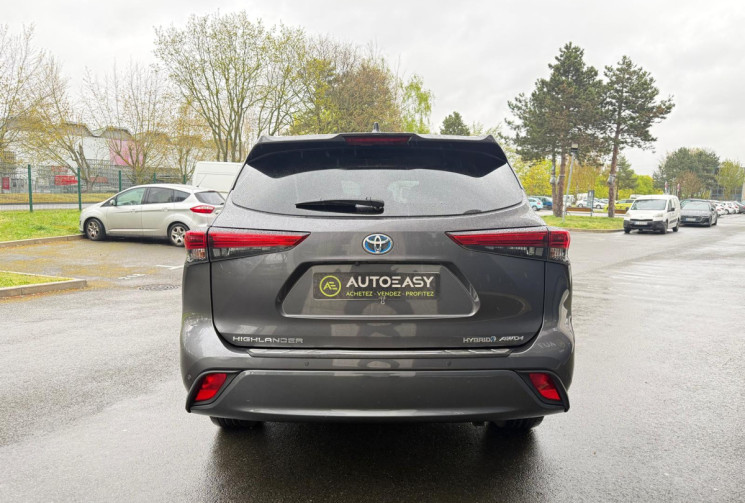 Toyota HIGHLANDER  2.5 HYBRID AWD / FULL ENTRETIEN TOYOTA / ETAT IRREPROCHABLE