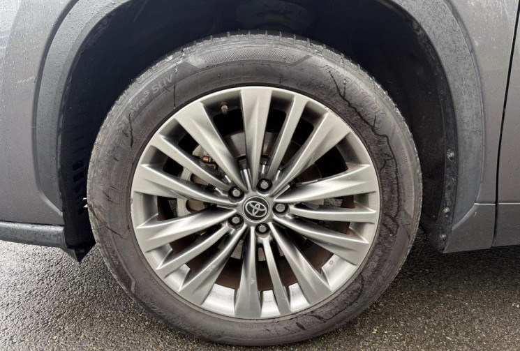 Toyota HIGHLANDER  2.5 HYBRID AWD / FULL ENTRETIEN TOYOTA / ETAT IRREPROCHABLE