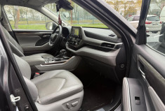 Toyota HIGHLANDER  2.5 HYBRID AWD / FULL ENTRETIEN TOYOTA / ETAT IRREPROCHABLE
