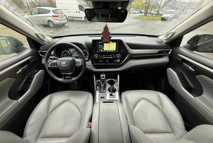 Toyota HIGHLANDER  2.5 HYBRID AWD / FULL ENTRETIEN TOYOTA / ETAT IRREPROCHABLE
