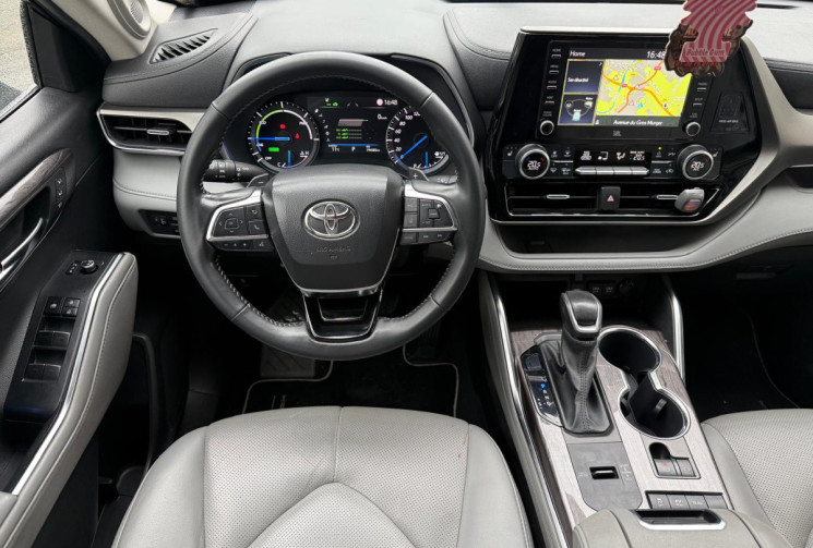 Toyota HIGHLANDER  2.5 HYBRID AWD / FULL ENTRETIEN TOYOTA / ETAT IRREPROCHABLE