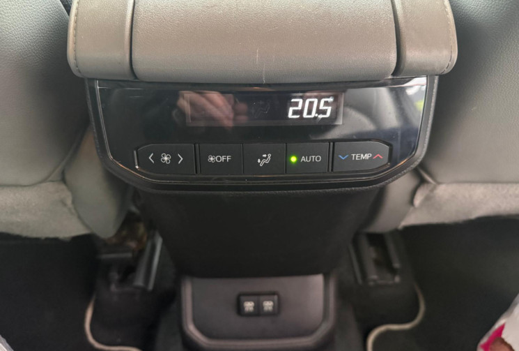 Toyota HIGHLANDER  2.5 HYBRID AWD / FULL ENTRETIEN TOYOTA / ETAT IRREPROCHABLE