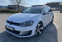 Volkswagen Golf VII GTI 2.0 TSI 220 BlueMotion Technology DSG6 