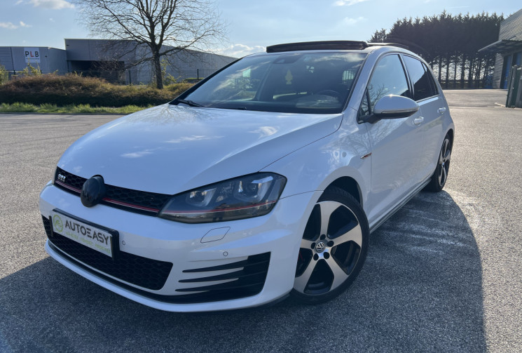 Volkswagen Golf 2.0 TSI 220 GTI BlueMotion Technology DSG6 