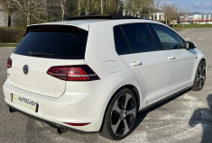 Volkswagen Golf 2.0 TSI 220 GTI BlueMotion Technology DSG6 