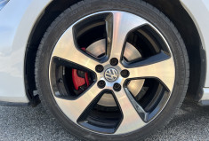 Volkswagen Golf 2.0 TSI 220 BlueMotion Technology DSG6 GTI