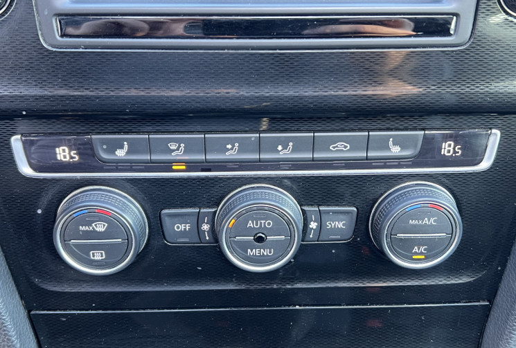 Volkswagen Golf VII GTI 2.0 TSI 220Ch BlueMotion Technology DSG6 