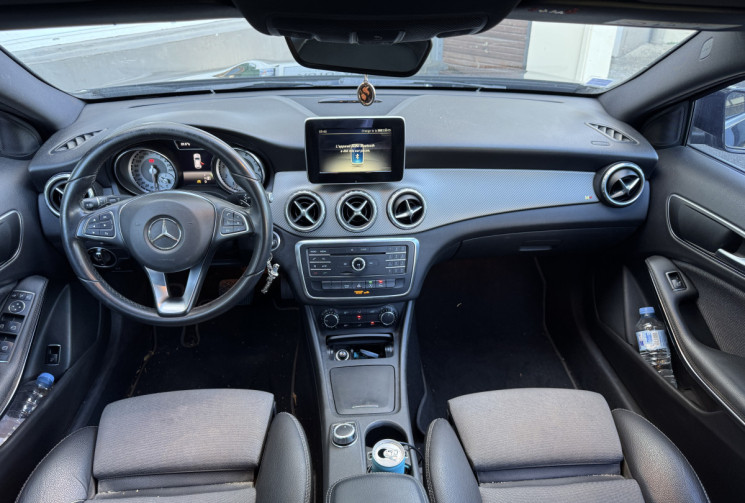 Mercedes GLA  (X156) 180 1.6 i 16V Turbo 7G-DCT 122 cv 