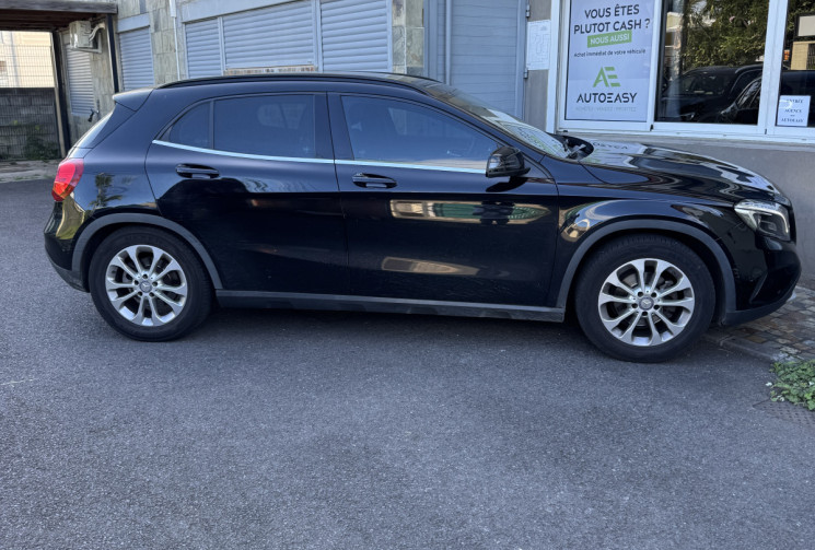 Mercedes GLA  (X156) 180 1.6 i 16V Turbo 7G-DCT 122 cv 