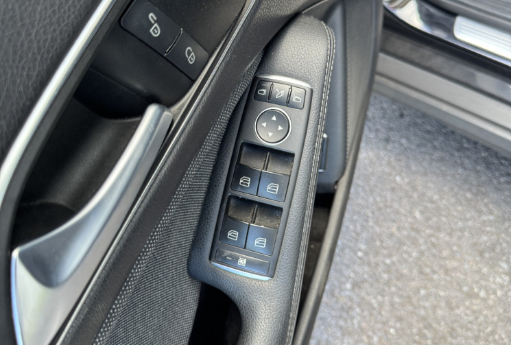 Mercedes GLA  MERCEDES-BENZ CLASSE GLA 1.6 GLA 180