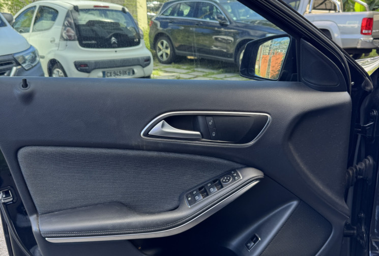 Mercedes GLA  (X156) 180 1.6 i 16V Turbo 7G-DCT 122 cv 