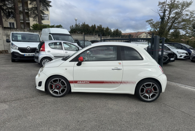 FIAT 500 ABARTH / 1.4 / 135 CH / T-JET