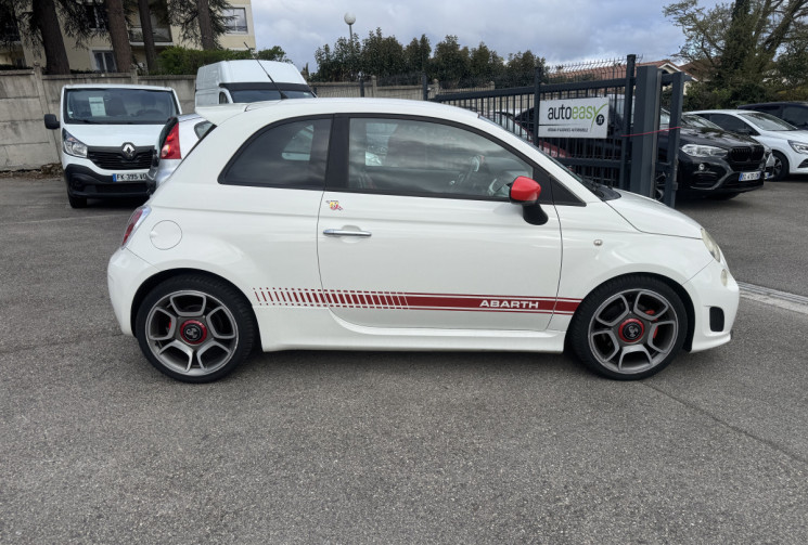 FIAT 500 ABARTH / 1.4 / 135 CH / T-JET