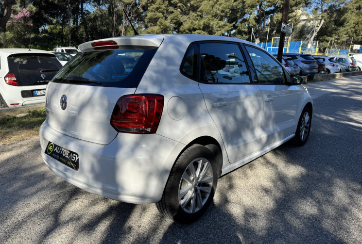 Volkswagen Polo 5 portes 1.2 i 12V 70CH SPORTLINE / 2EME MAIN / ORIGINE FRANCE / VÉHICULE SUIVI