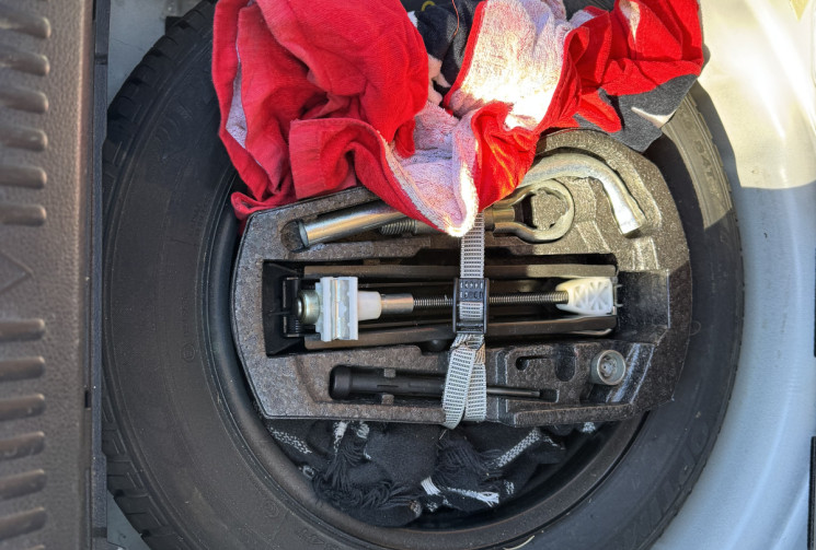 Volkswagen Polo 5 portes 1.2 i 12V 70CH SPORTLINE / 2EME MAIN / ORIGINE FRANCE / VÉHICULE SUIVI