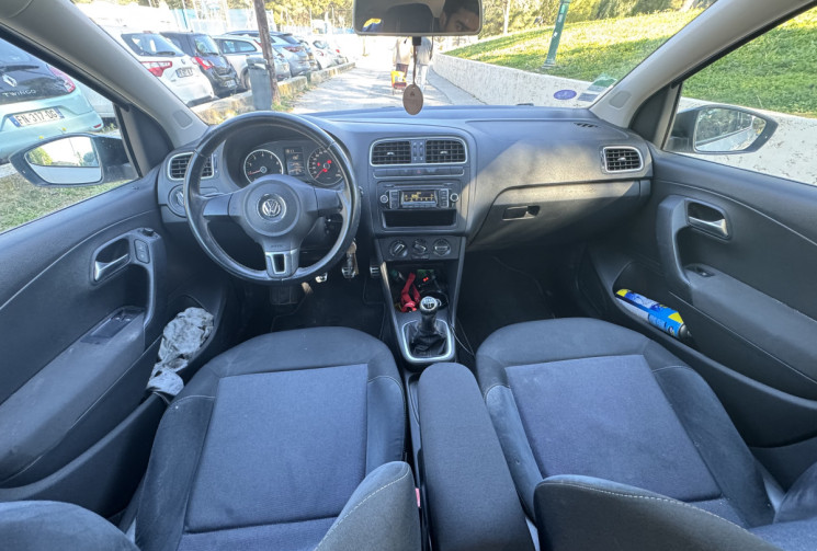 Volkswagen Polo 5 portes 1.2 i 12V 70CH SPORTLINE / 2EME MAIN / ORIGINE FRANCE / VÉHICULE SUIVI