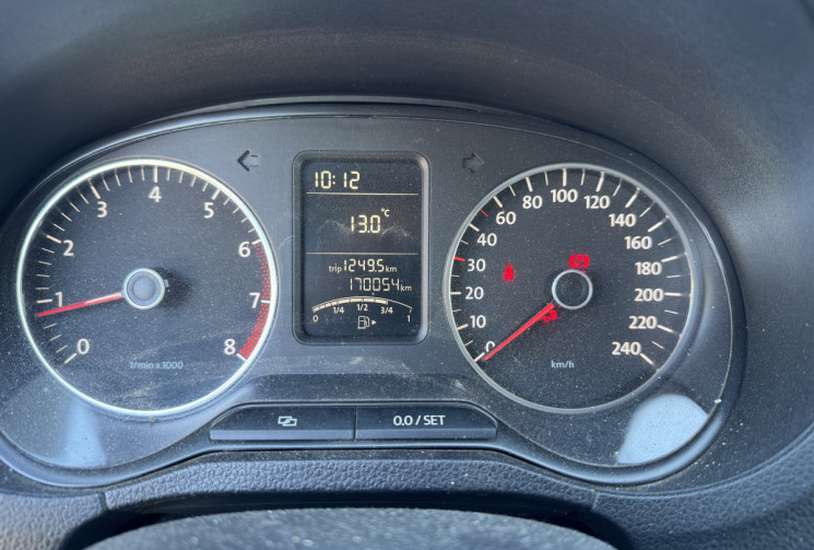 Volkswagen Polo 5 portes 1.2 i 12V 70CH SPORTLINE / 2EME MAIN / ORIGINE FRANCE / VÉHICULE SUIVI