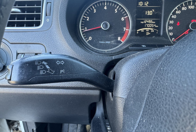 Volkswagen Polo 5 portes 1.2 i 12V 70CH SPORTLINE / 2EME MAIN / ORIGINE FRANCE / VÉHICULE SUIVI