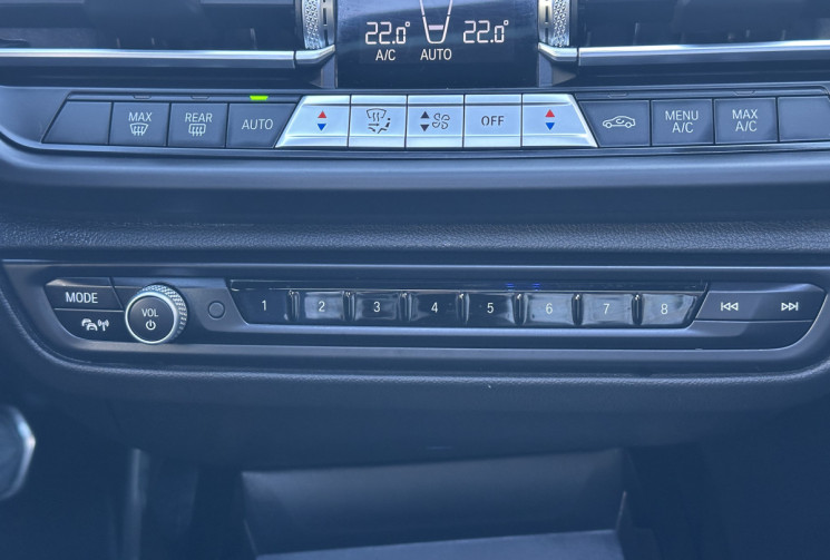 BMW Série 1 118i 136 M Sport DCT7 / Toit ouvrant / Sièges Baquet / Tête haute / Harman Kardon / TVA