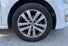 Volkswagen Polo 5 portes 1.2 i 12V 70CH SPORTLINE / 2EME MAIN / ORIGINE FRANCE / VÉHICULE SUIVI