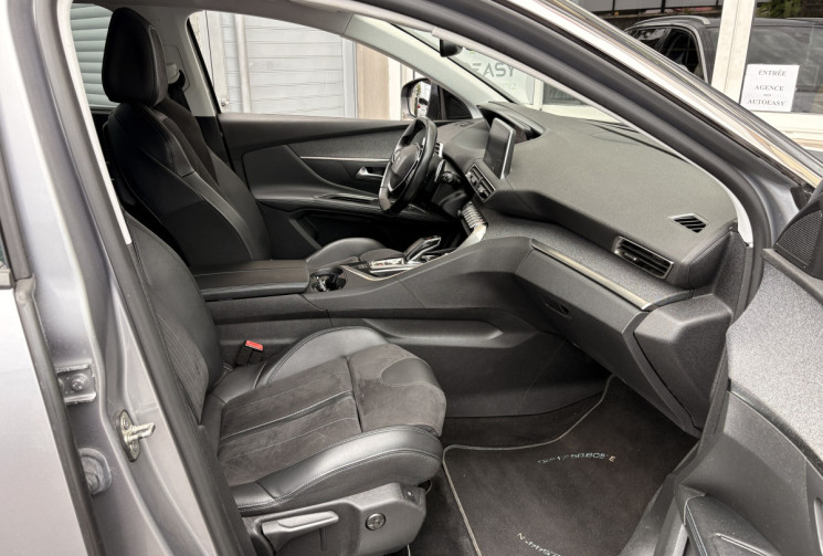 Peugeot 5008 (P87) 1.2 THP EAT8 130cv CROSSWAY