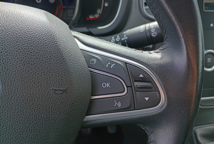 Renault Scénic  IV 1,5 dCi 110ch Business Intens *Attelage