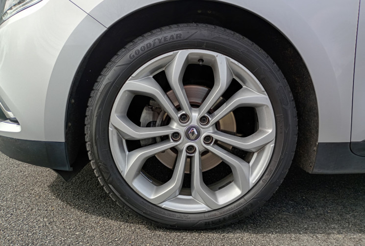 Renault Scénic  IV 1,5 dCi 110ch Business Intens *Attelage