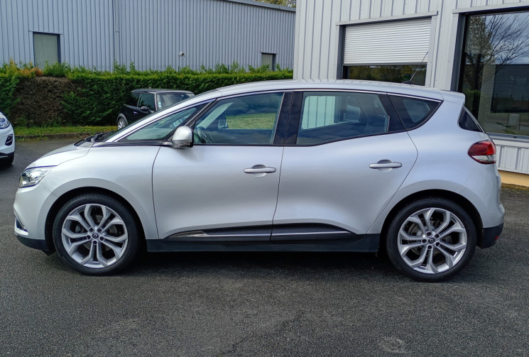 Renault Scénic  IV 1,5 dCi 110ch Business Intens *Attelage