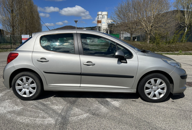 Peugeot 207 1.4 HDI 70 Trendy