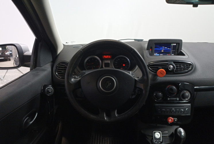 Renault Clio 1.5 dCi 90 ch Night&Day – Courroie de distribution neuve