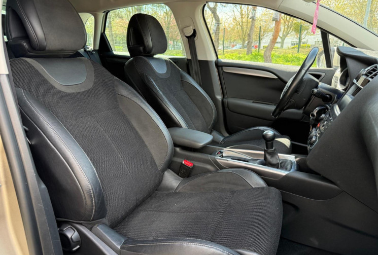 Citroën C4 Citroen C4 1.6 VTI 120 Exlusive