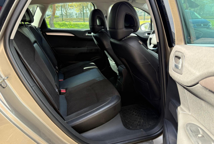 Citroën C4 Citroen C4 1.6 VTI 120 Exlusive