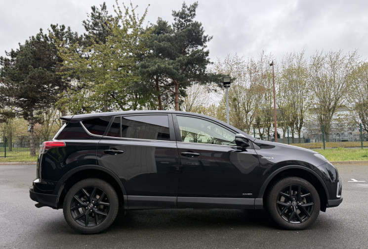 Toyota RAV4 2.5 Hybrid 197 BLACK EDITION 