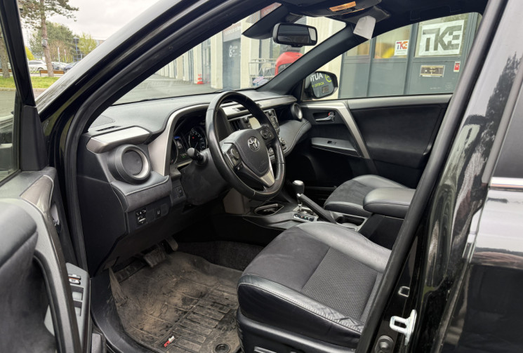 Toyota RAV4 2.5 Hybrid 197 BLACK EDITION 