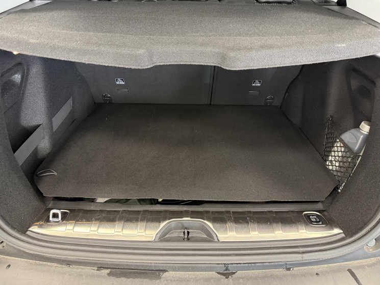 Peugeot 2008 1.2 Puretech 130 ch ALLURE / entretien Peugeot / Courroie neuve