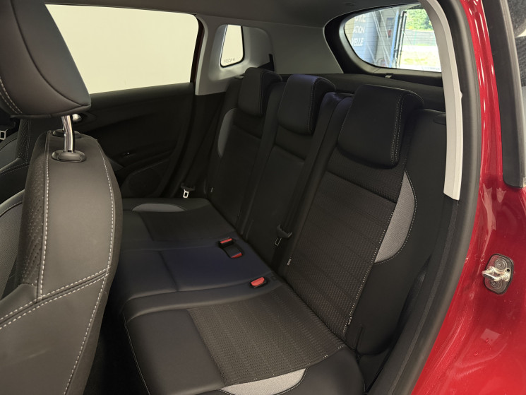 Peugeot 2008 1.2 Puretech 130 ch ALLURE / entretien Peugeot / Courroie neuve